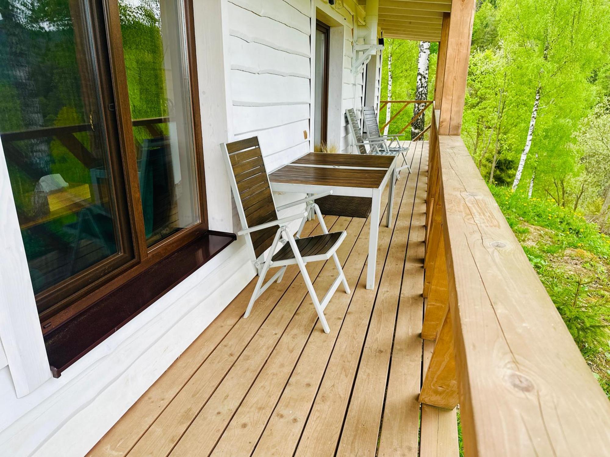 Obriyslavsko Holiday home *